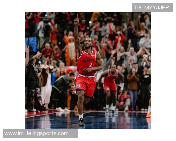 再战鹈鹕小卡上次压哨绝杀回顾生涯至今11次最后5秒制胜时刻解析